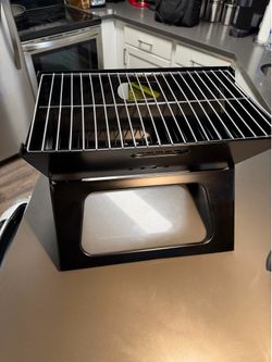 New home portable charcoal barbecue grill ￼