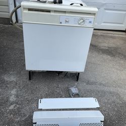 Dishwasher Roper By Whirlpool WORKS, USED