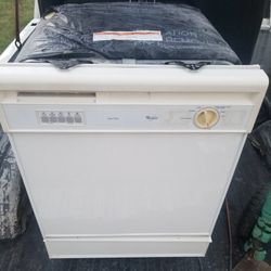 Whirpool  Dishwasher 