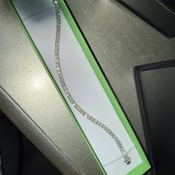 14k White Gold Diamond Bracelet 