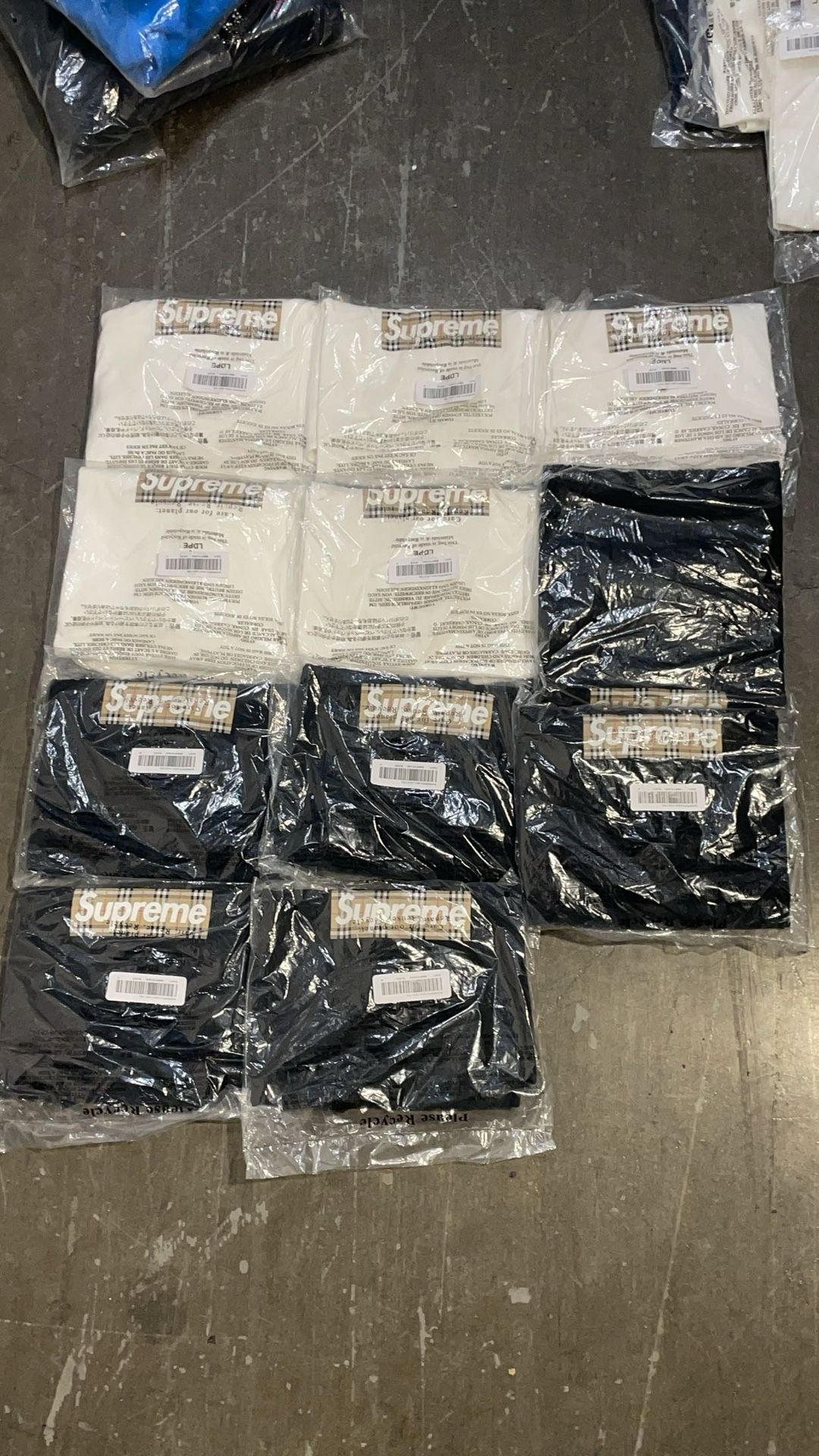 Supreme Tees