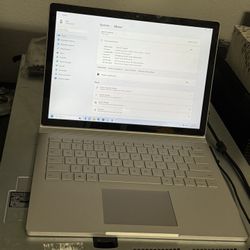Surface Book 3 13.5” - i7-1065G7, 32GB RAM,  GTX 1650 4GB MaxQ, 512GB SSD