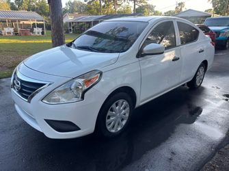 2018 Nissan Versa