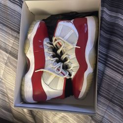 Jordan 11 Cherry