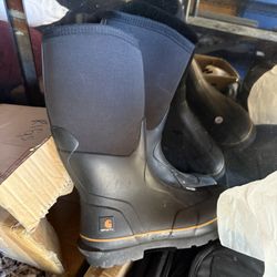 Brand New Carhartt Boots
