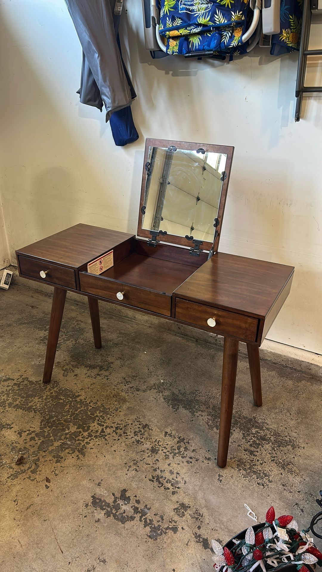 Vanity with mirror
