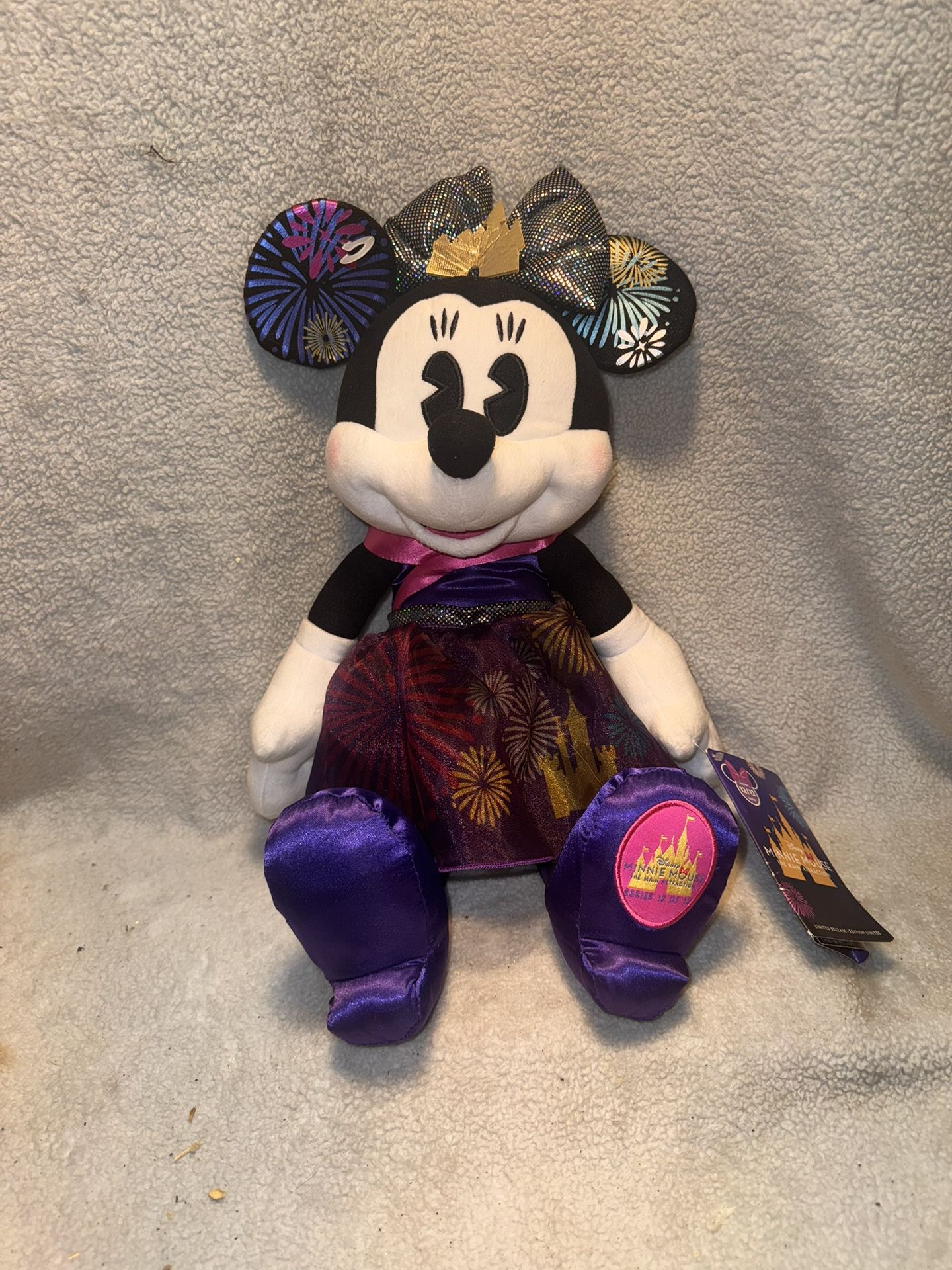 New Minnie Mouse Stuffed Toy Purple And Pink Dress! “THE NEW ADVENTURE SERIES”