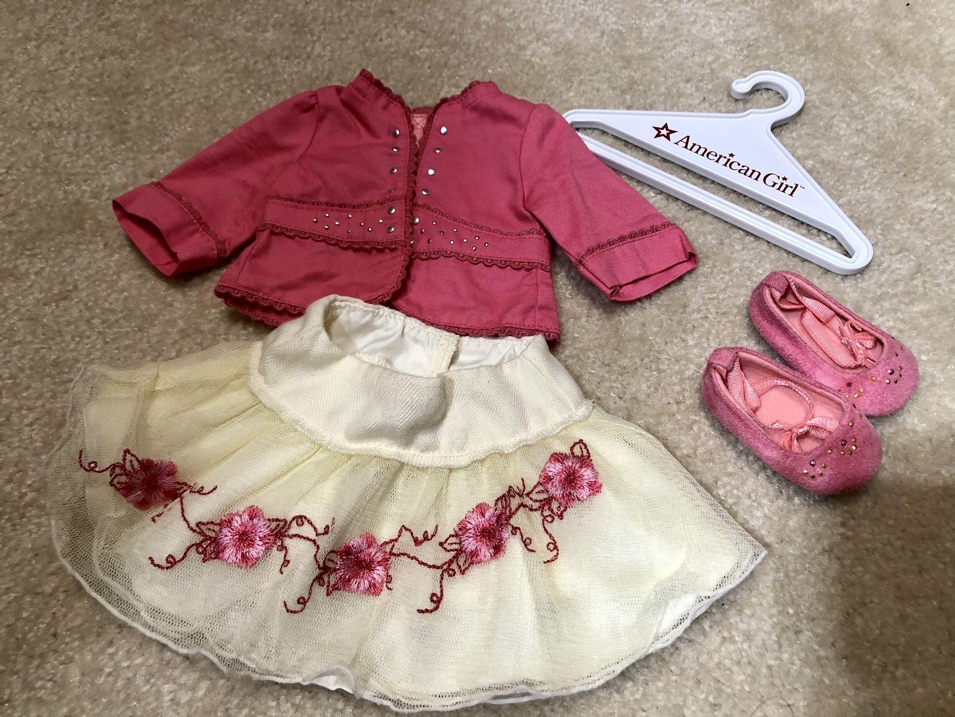 More American Girl Outfits New And Like New