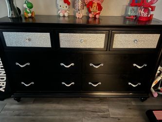 Dresser and nightstand
