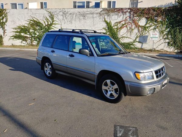 26,147 LOW MILES!! 1999 Subaru Forester 2.5 AWD S Sport