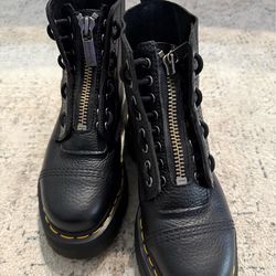 Doc marten’s Sinclair platform boots