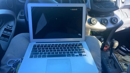 Mac Book Air 2012