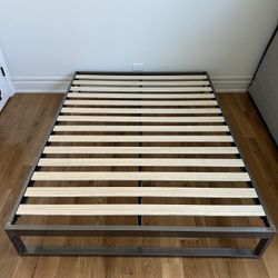 Keetsa Queen Steel Bed Frame (BRAND NEW)