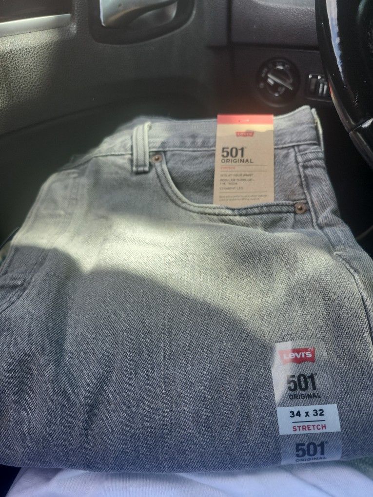 New LEVIS 501