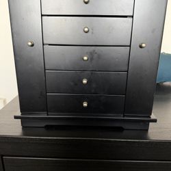 Jewelry Box/organizer 