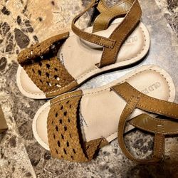 Old Navy Girl Sandals (size 9) New 