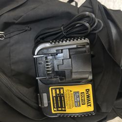 Dewalt 20V MAX Lithium Battery Charger