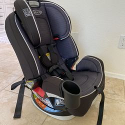 Graco Grows4Me 4-in-1 Convertible Car Seat