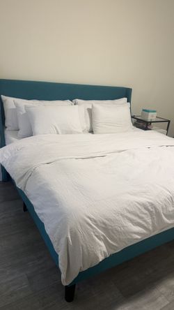 Bed frame King Size