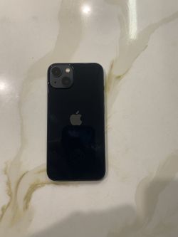 iPhone 13 AT&T great condition