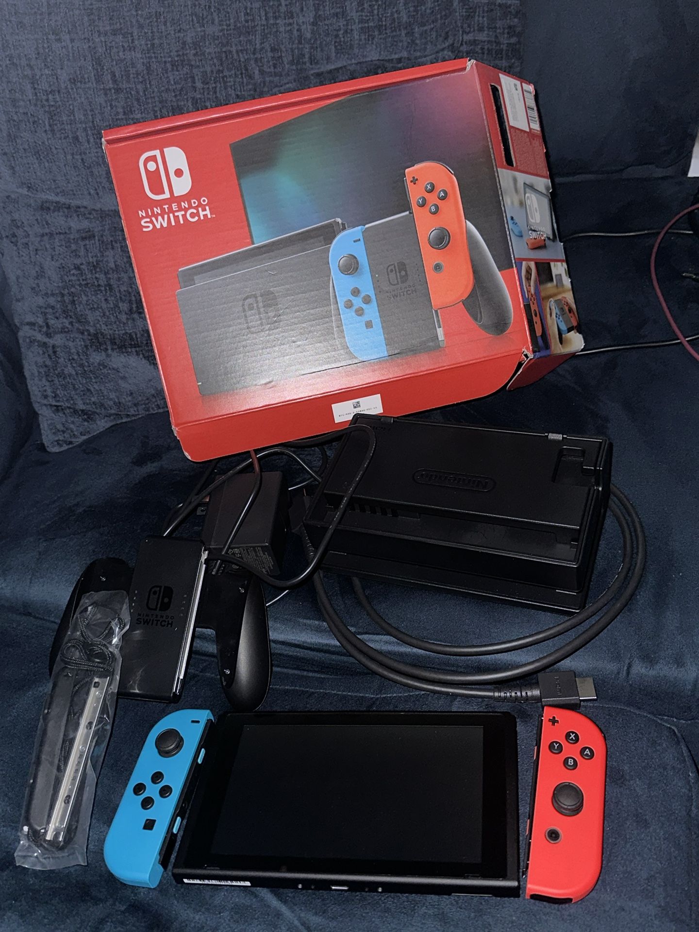 Nintendo Switch 