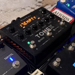 ToneX Pedal - IK Multimedia