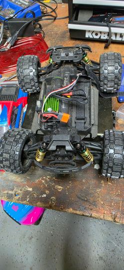 Arrma Granite Grom brushless