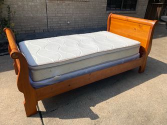 Twin mattress boxspring headboard footboard rails slats great condition
