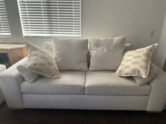 Living Spaces 3-Piece Living Room Set – Excellent Condition