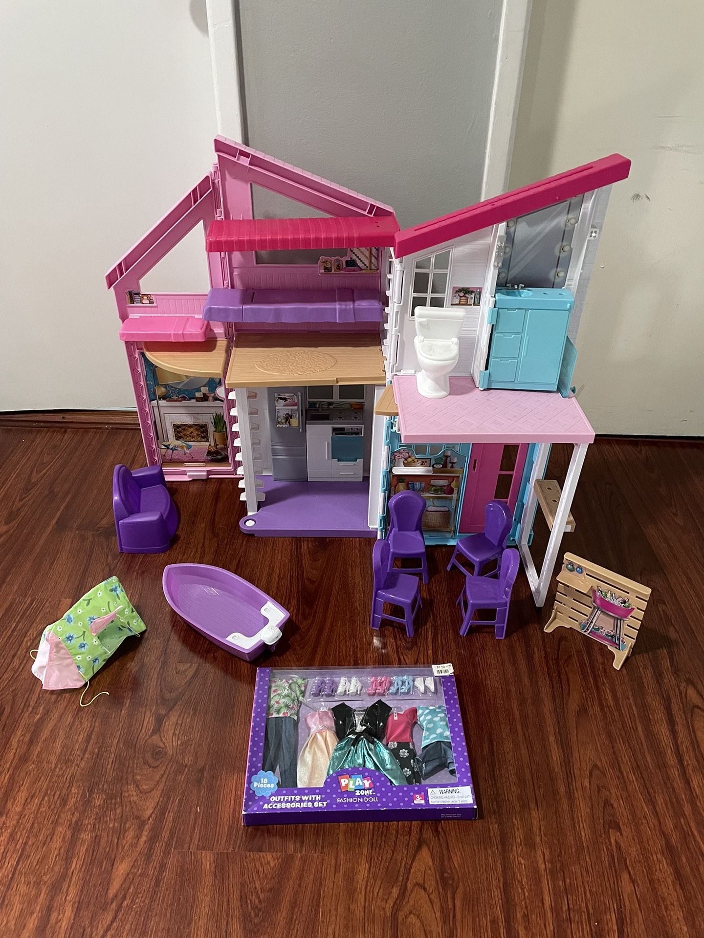 Barbie Malibú House Plus Extras