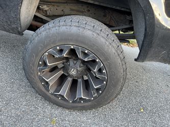 03 F350 Wheels With Spacers  Thumbnail