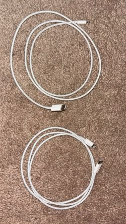 Apple USB-C to Lightening Cable (2)
