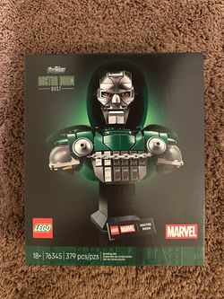 Lego Avengers DoomsDay Doctor Doom Bust