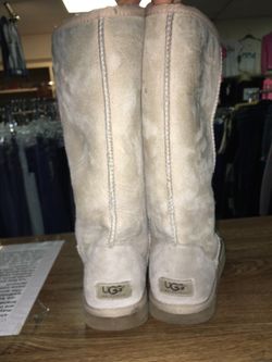 Women's size 8 Uggs