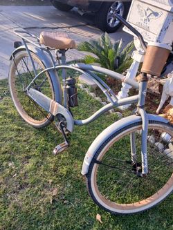 Beach cruiser bike