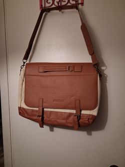Prestige Messenger Bag with Shoulder Strap