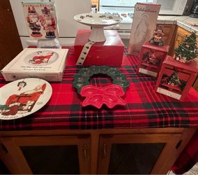 Christmas Decorations/Sold Individually