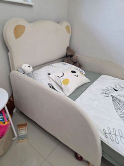 Twin XL bed