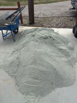 1 cubic yard of paver sand