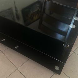 GLASS TV STAND WITH 3 SHELVES 