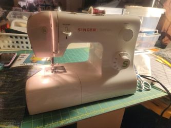 Singer tradition sewing