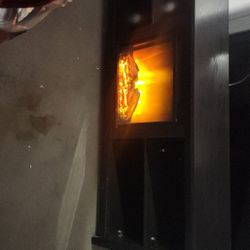 Muenble Con Chimenea  Usado