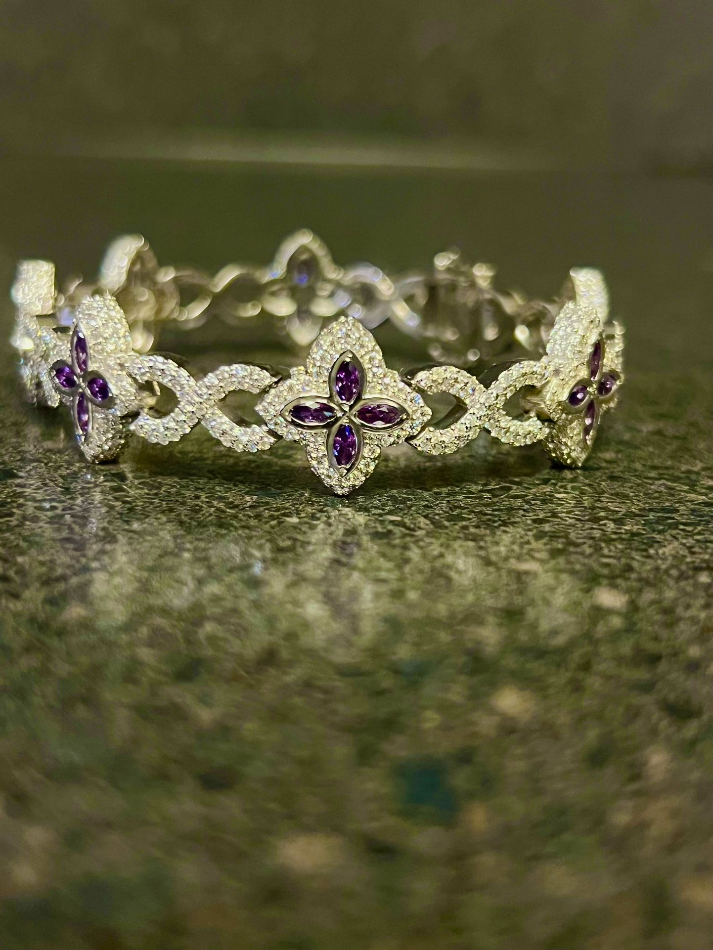 VVS BRACELET