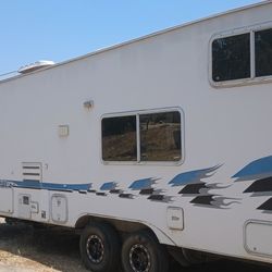 WEEKEND WARRIOR RV