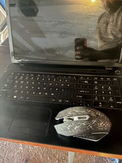 2 Toshiba laptops