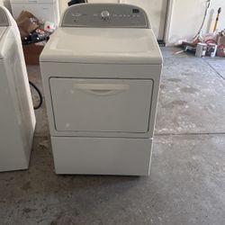 Whirlpool Washer and Dryer set