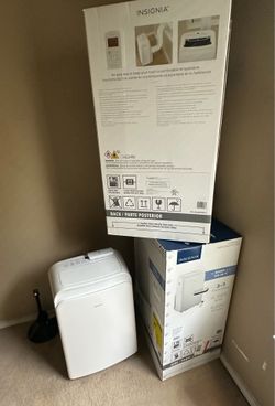 Insignia250 Sq. Ft. 6,000 BTU Portable Air Conditioner