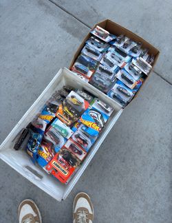Hot Wheels 250 PCS Brand new