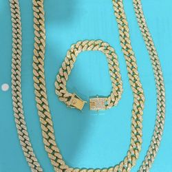 Blinged Out Matching Necklace And Bracelet