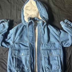 Bershka denim jacket with sherpa lining and hood. 